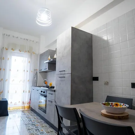 Апартаменты Policlinic House Мессина